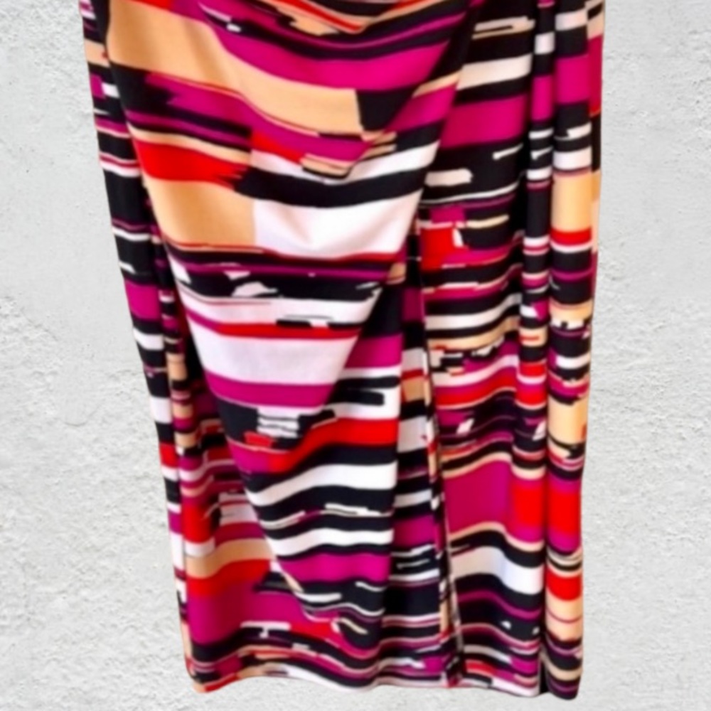 Muse Abstract Print V Neck Faux Wrap Ruched Dress - Picture 11 of 16